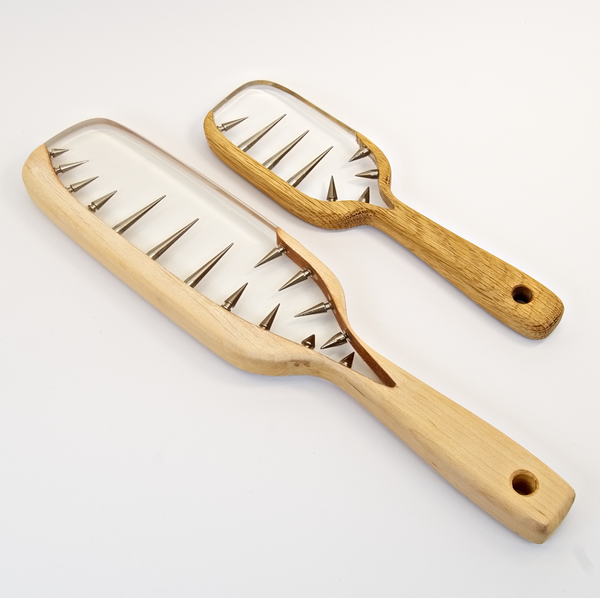 BDSM Paddle Holz mit Spikes & Epoxidharz
