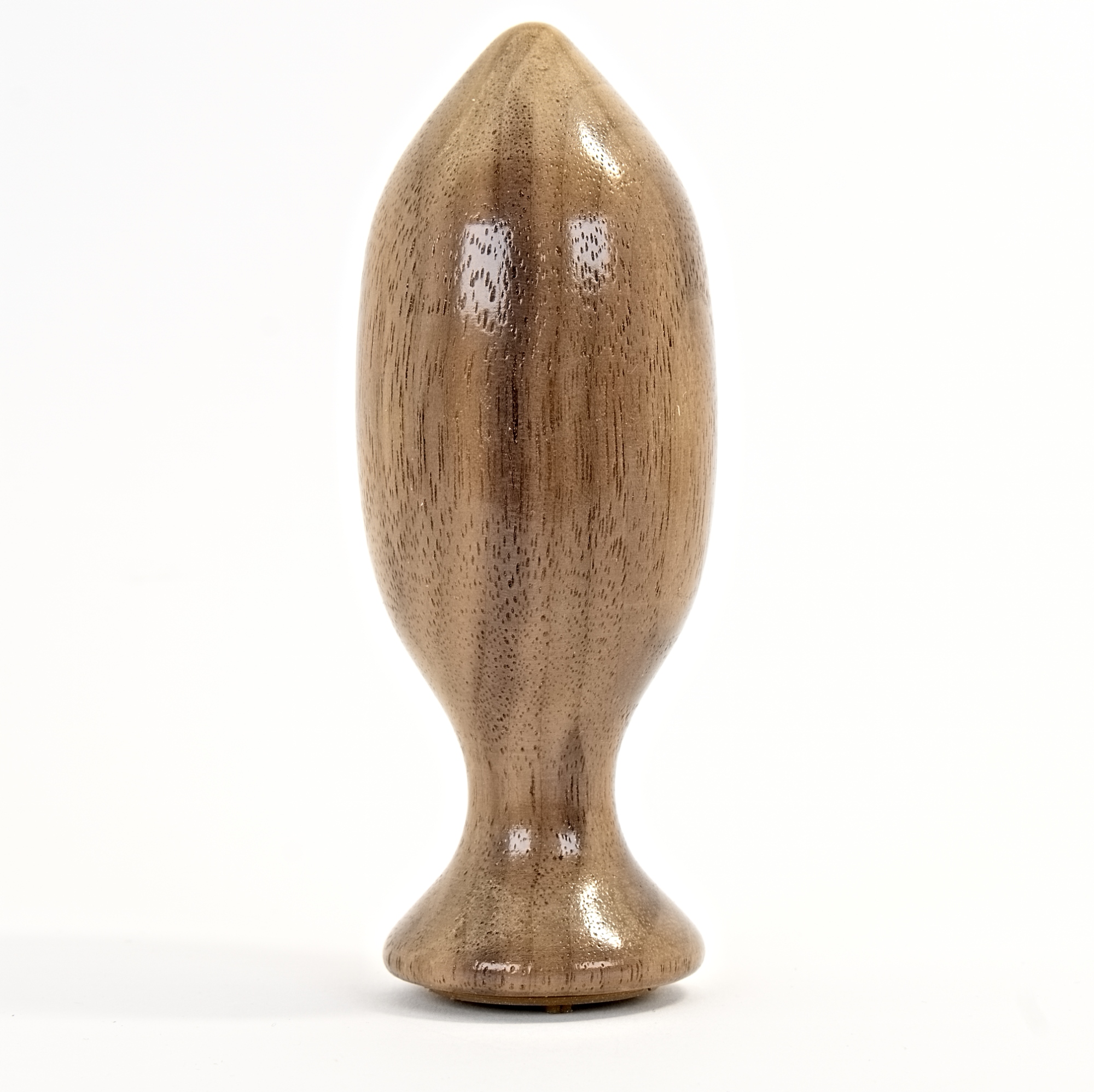 Analplug aus Nussbaum – Handgefertigt aus Holz