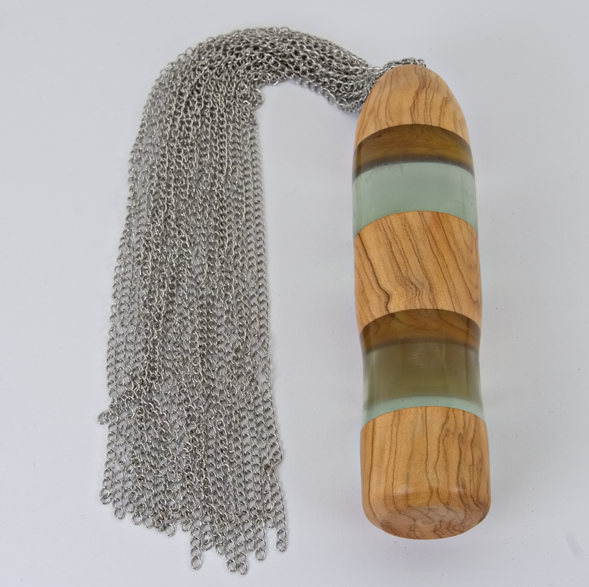 BDSM Kettenflogger aus Olivenholz & Edelstahl