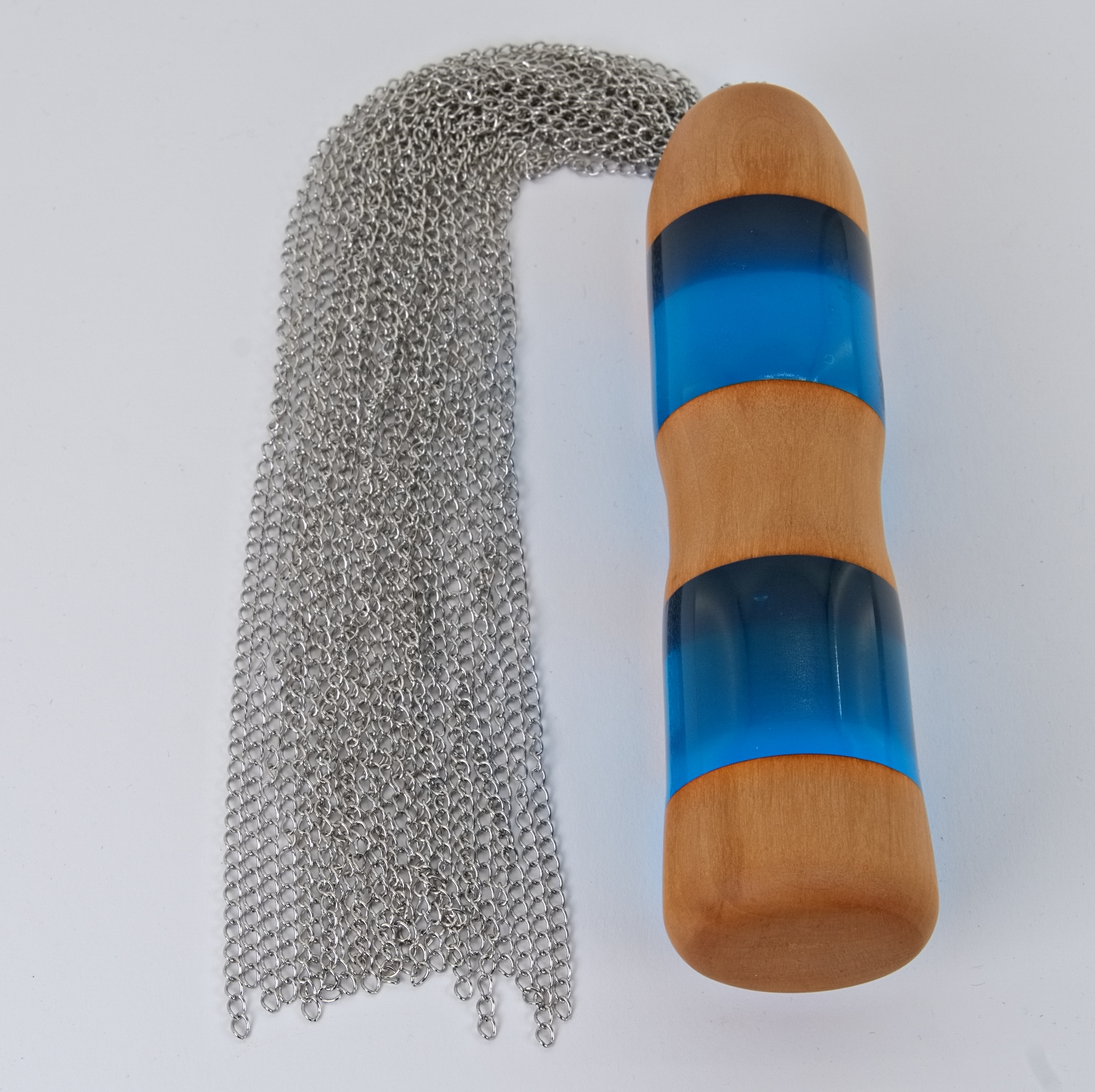 BDSM Kettenflogger Holz Edelstahl handgefertigt in blau